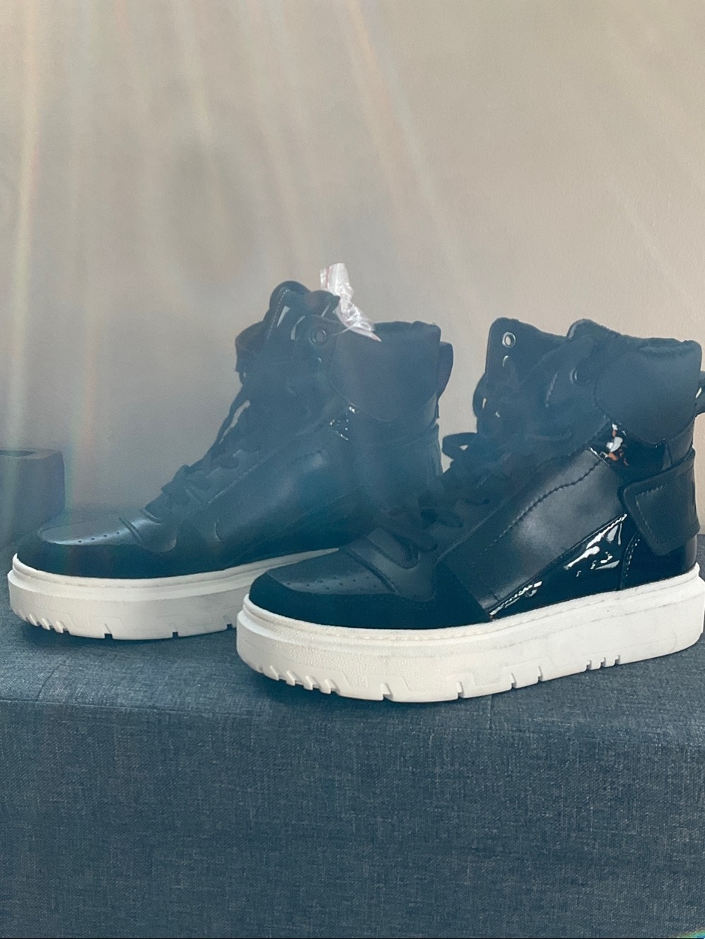 DKNY High-Top Sneakers with White Platform Sole